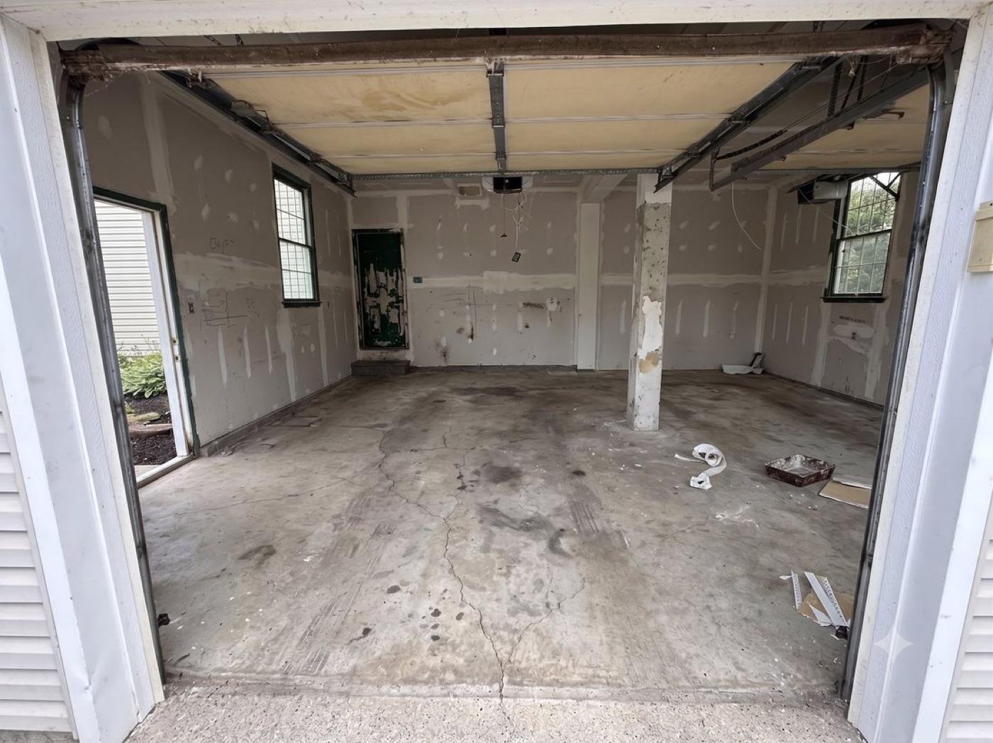 Garagem Pinto. — before